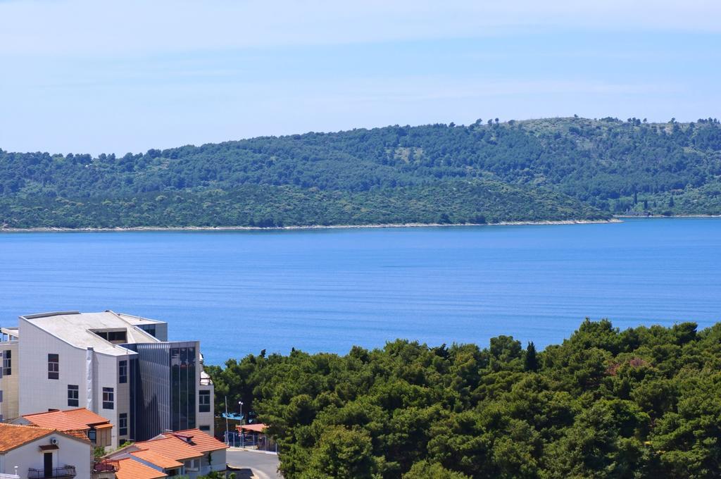 Hella Apartments Trogir Room photo