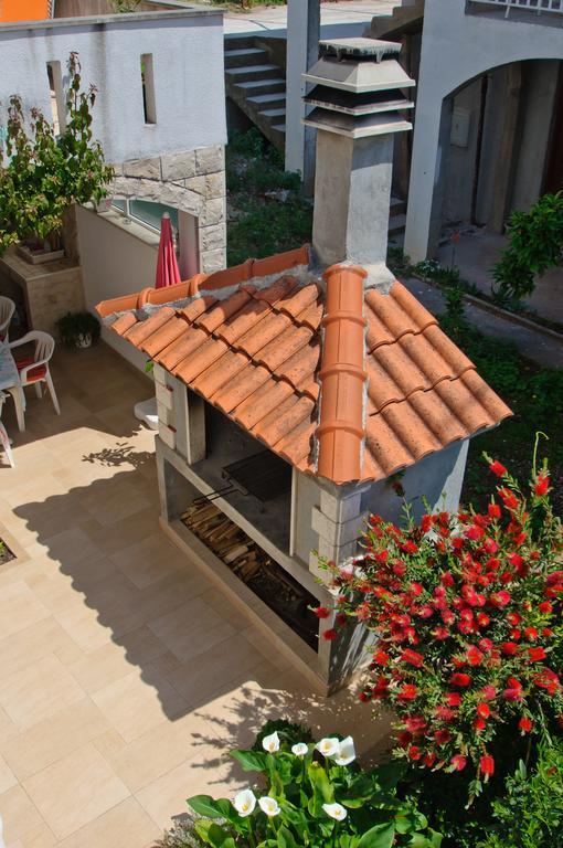 Hella Apartments Trogir Room photo