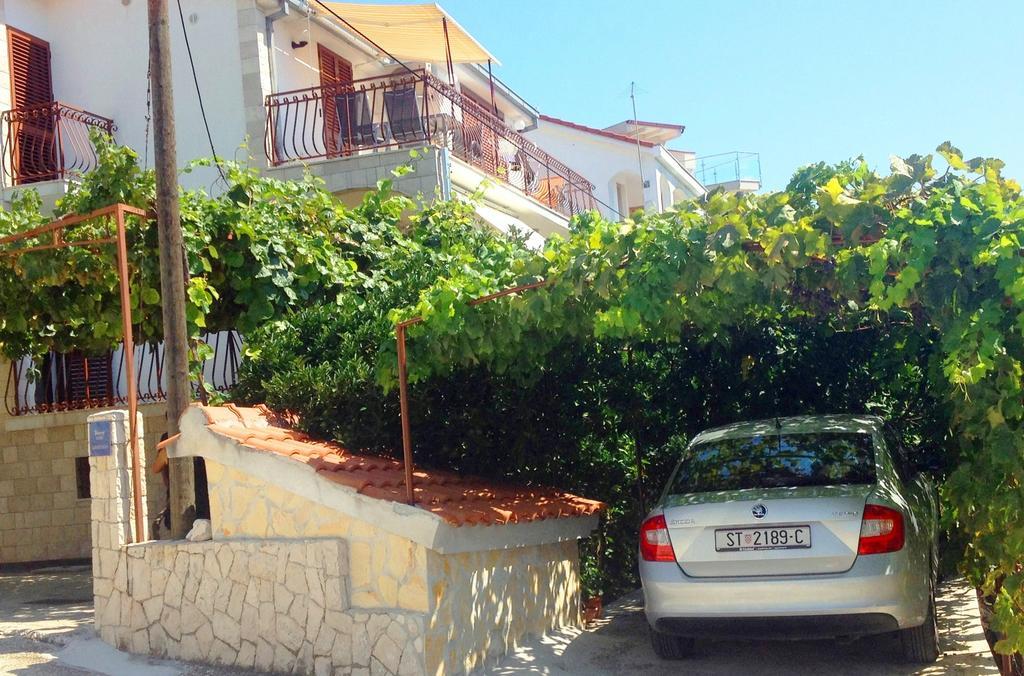 Hella Apartments Trogir Room photo